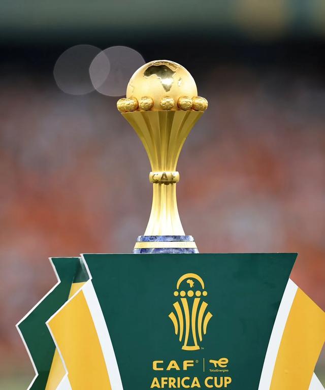 卡尔：如果我继续这样踢下去，当然是可以达到梅西那个水平的（卡尔自信表态：维持这种踢法，我有望达到梅西级别）