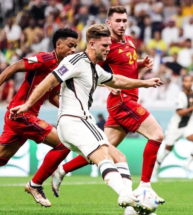 强势回归！萨内首次单场国家队比赛造3球，第二次梅开二度（火力全开！萨内国家队单场首次参与3球，国家队生涯第二次梅开二度）