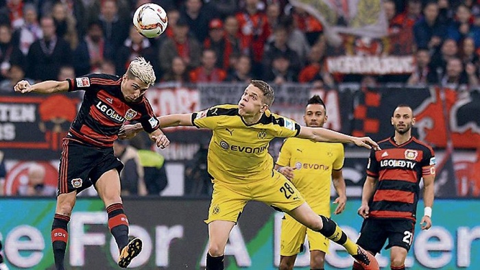 足球摄影的十个抓拍技巧（捕捉绿茵精彩：十条足球摄影要诀）